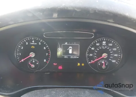 2017 Kia Sorento 2.4L Lx из США, поврежденный, VIN 5XYPG4A35HG265593